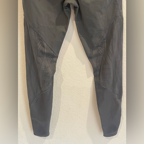 Alo Mesh Yoga Pants Leggings Size Small - Picture 5 of 10